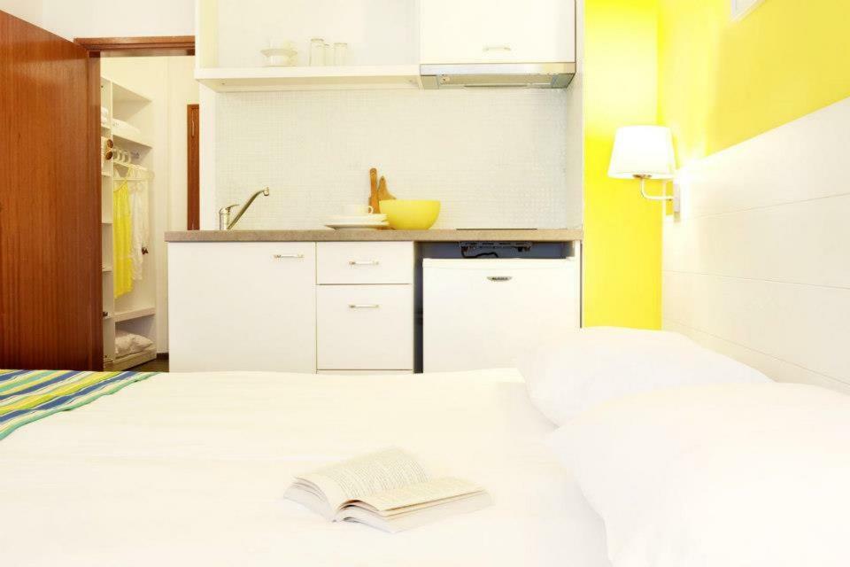 Green Park Hotel โกลเดน แซนส์ ภายนอก รูปภาพ
